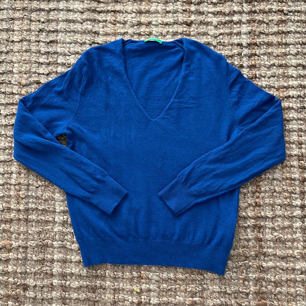 United Colors of Benetton 100% Virgin Wool Sweater Cobalt Blue V Neck Women M